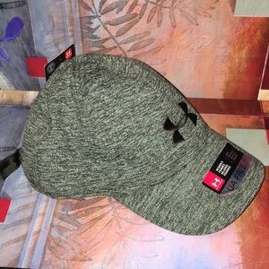 NWT UA Under Armour Womens Cap Free Fit Hat